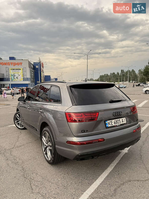 Audi Q7 2017