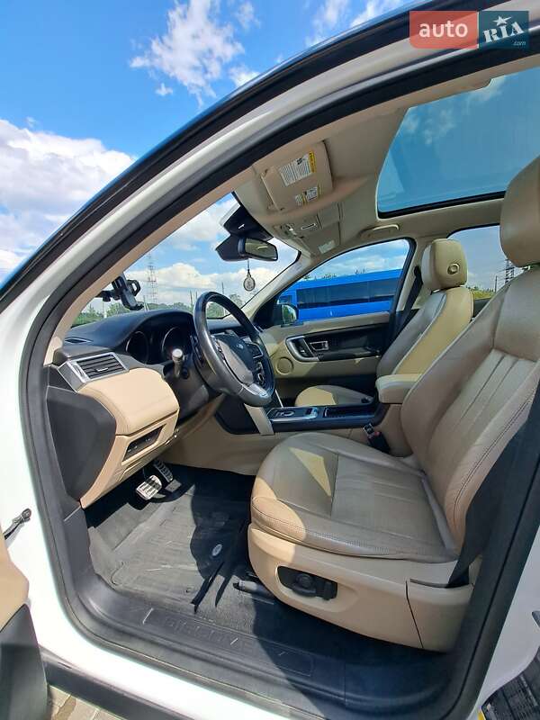 Land Rover Discovery Sport 2017