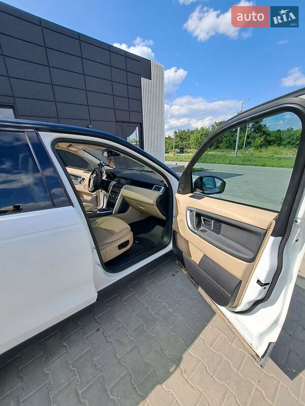 Land Rover Discovery Sport 2017