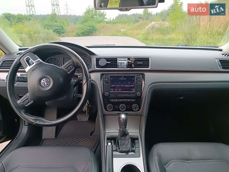 Volkswagen Passat 2013