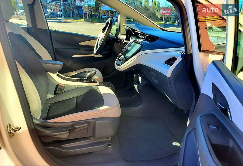 Chevrolet Bolt EV 2016