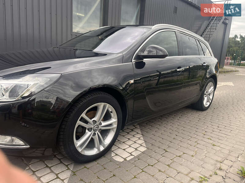 Opel Insignia 2011