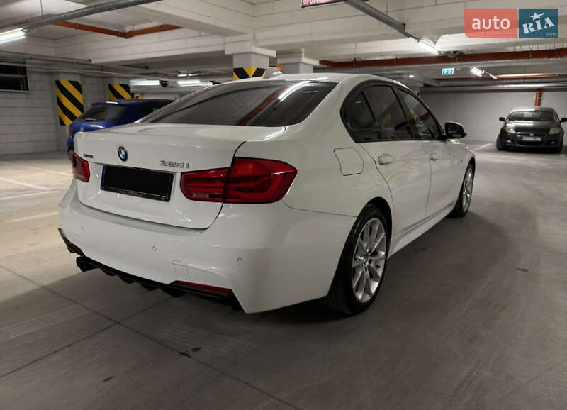 BMW 3 Series 2016