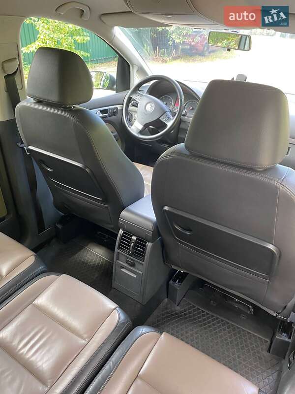 Volkswagen Touran 2009