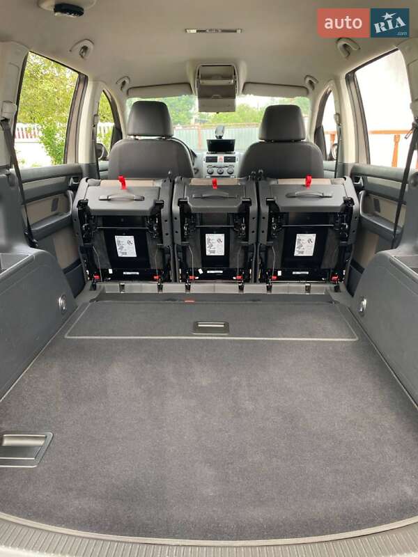 Volkswagen Touran 2009