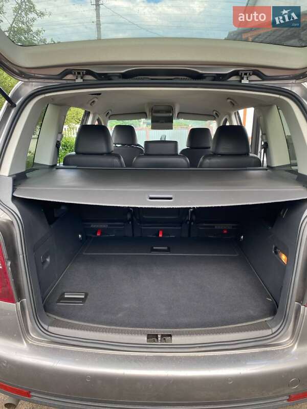 Volkswagen Touran 2009