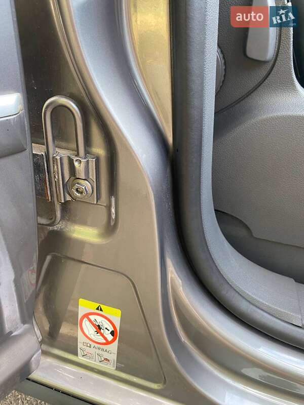 Volkswagen Touran 2009