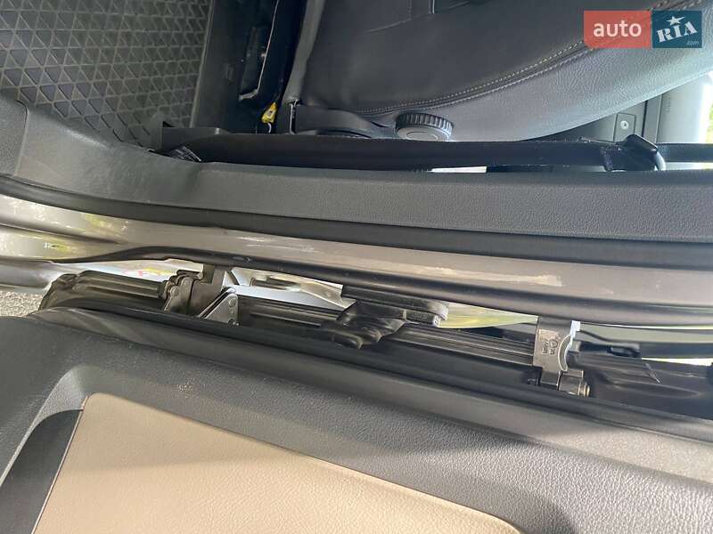 Volkswagen Touran 2009