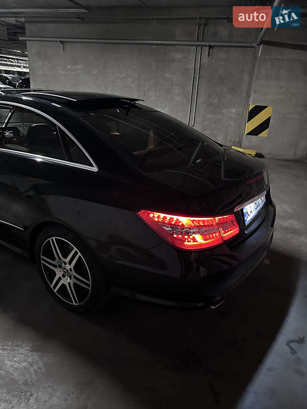 Mercedes-Benz E-Class 2010