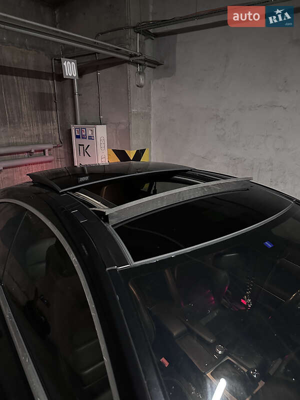 Mercedes-Benz E-Class 2010