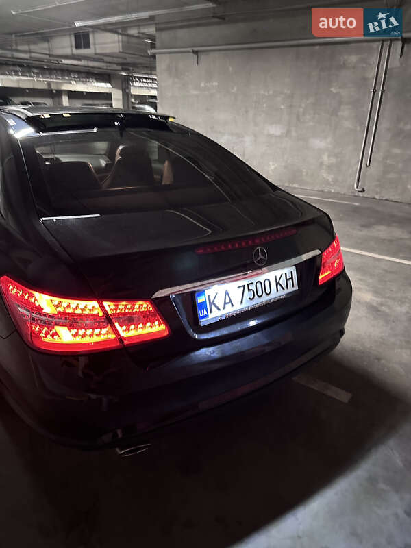 Mercedes-Benz E-Class 2010