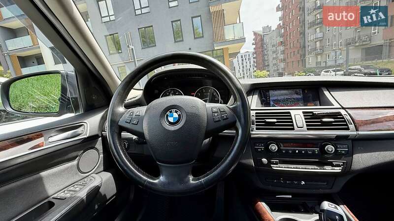 BMW X5 2010