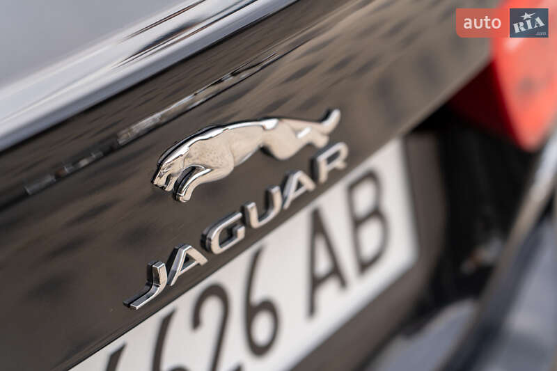 Jaguar XE 2016