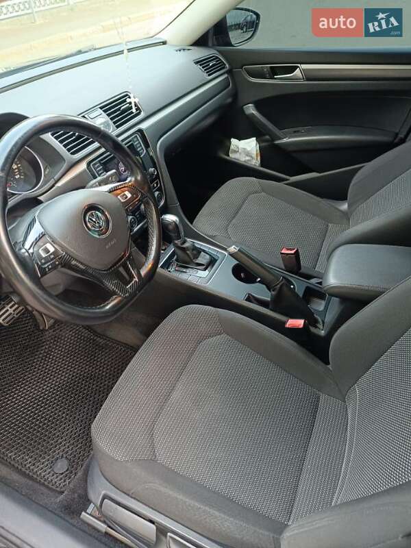 Volkswagen Passat 2016