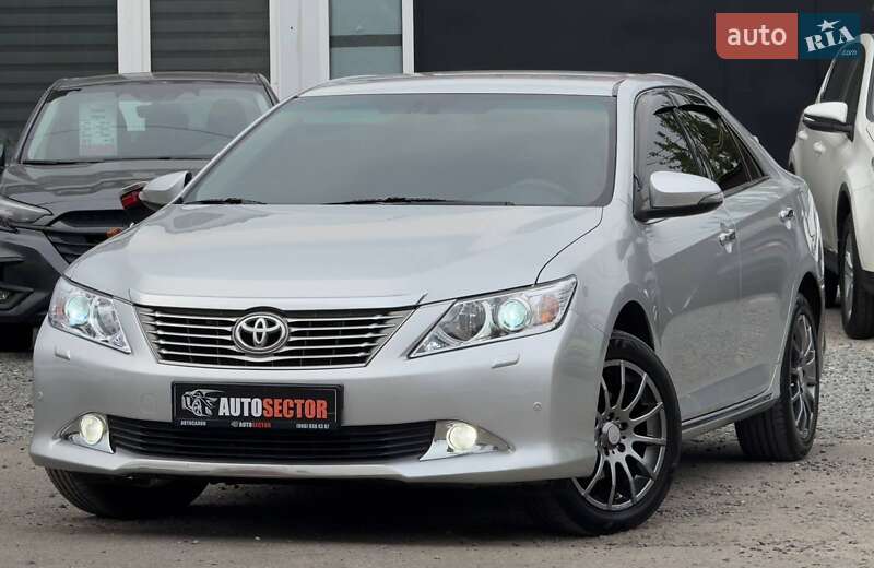 Toyota Camry 2011