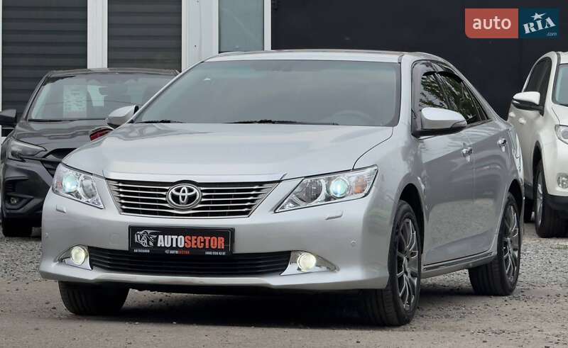 Toyota Camry 2011