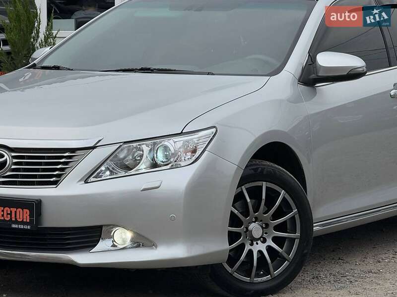 Toyota Camry 2011