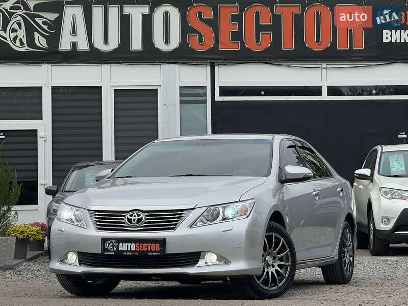 Toyota Camry 2011