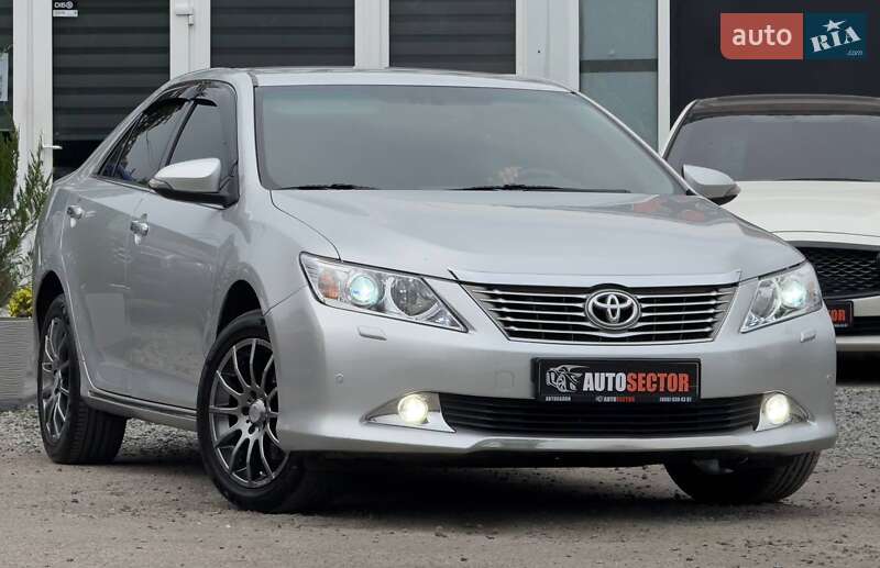 Toyota Camry 2011