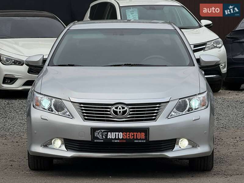 Toyota Camry 2011