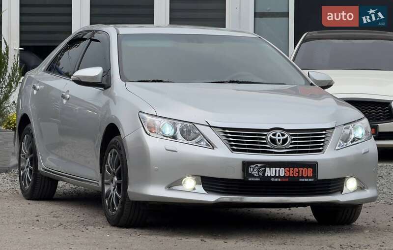 Toyota Camry 2011
