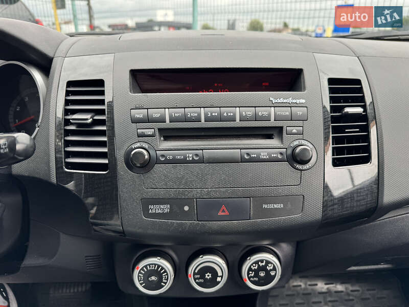 Mitsubishi Outlander 2009