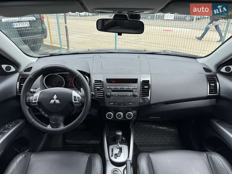 Mitsubishi Outlander 2009