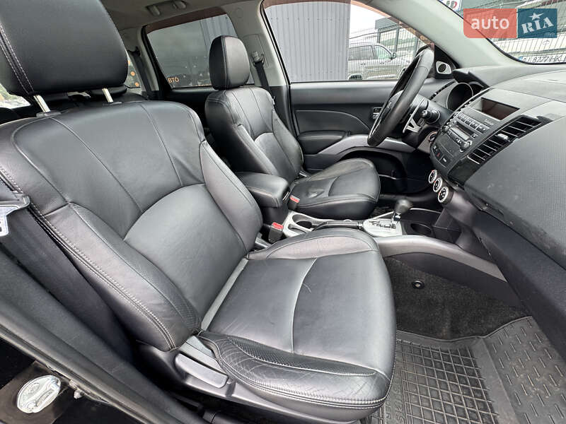 Mitsubishi Outlander 2009