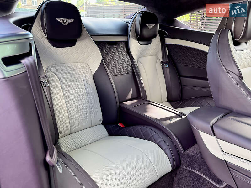 Bentley Continental GT 2022