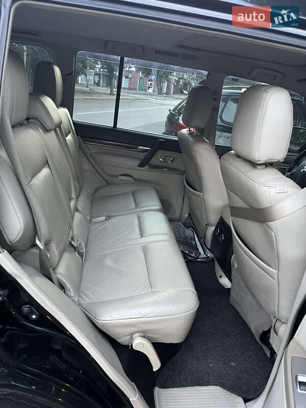 Mitsubishi Pajero Wagon 2007