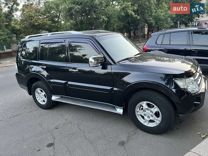 Mitsubishi Pajero Wagon 2007
