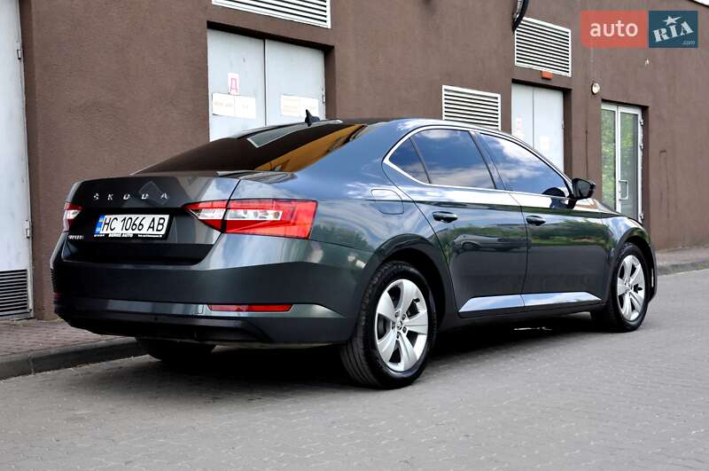 Skoda Superb 2019