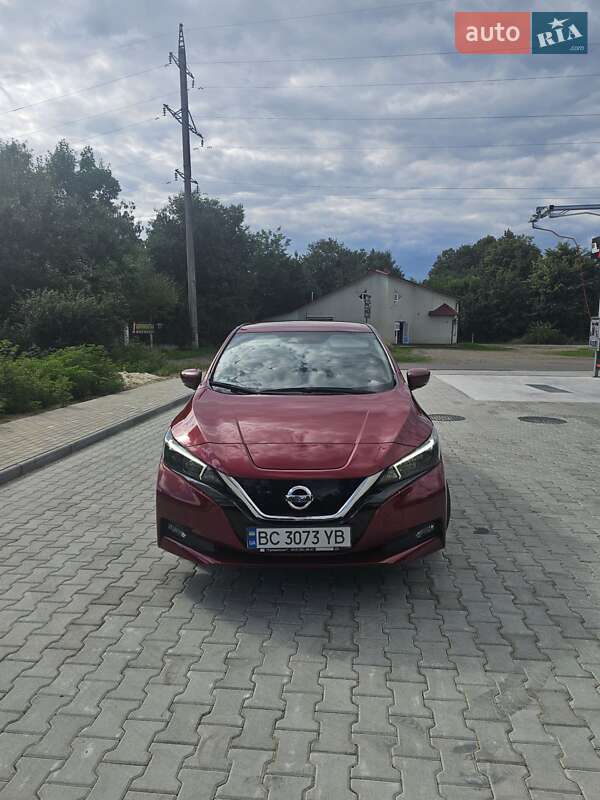 Nissan-4
