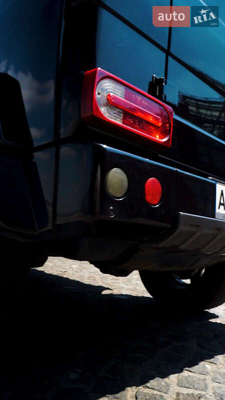 Mercedes-Benz G-Class 2011