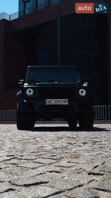Mercedes-Benz G-Class 2011