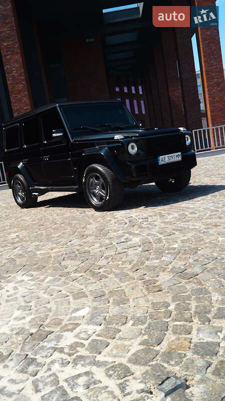Mercedes-Benz G-Class 2011