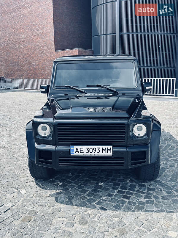 Mercedes-Benz G-Class 2011