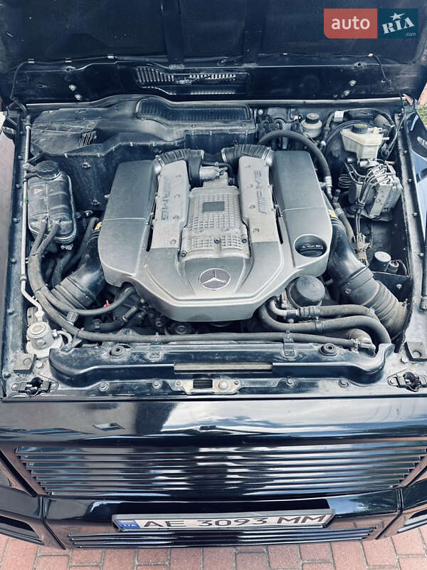 Mercedes-Benz G-Class 2011