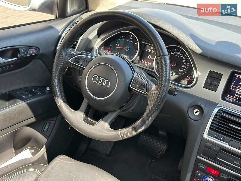 Audi-22
