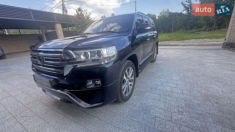 Toyota Land Cruiser 2018