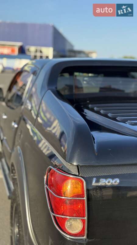 Mitsubishi L 200 2008