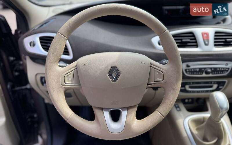 Renault Megane Scenic 2010