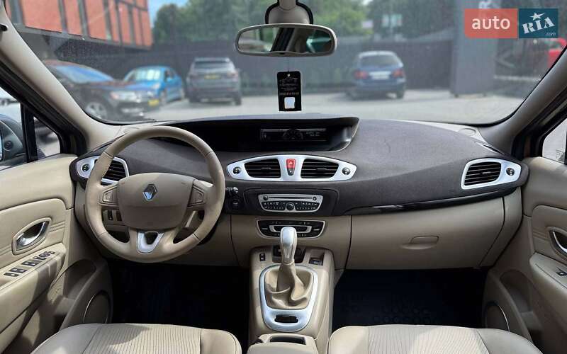 Renault Megane Scenic 2010