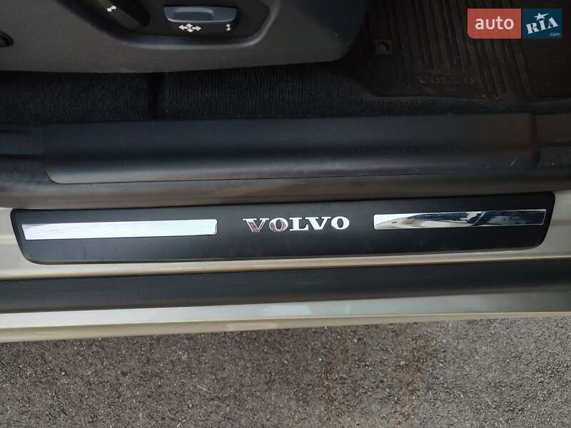 Volvo-2