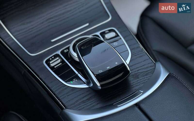 Mercedes-Benz C-Class 2018