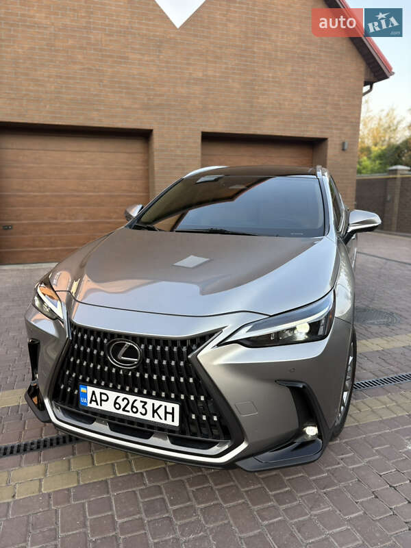 Lexus-27