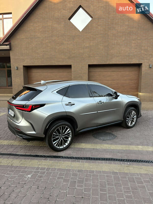Lexus-4