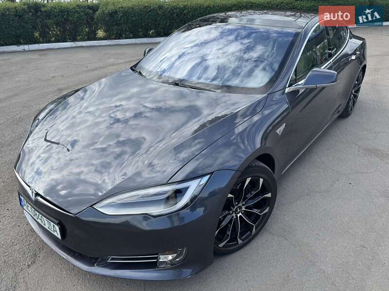 Tesla-20