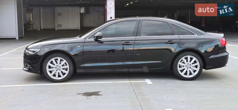 Audi-7