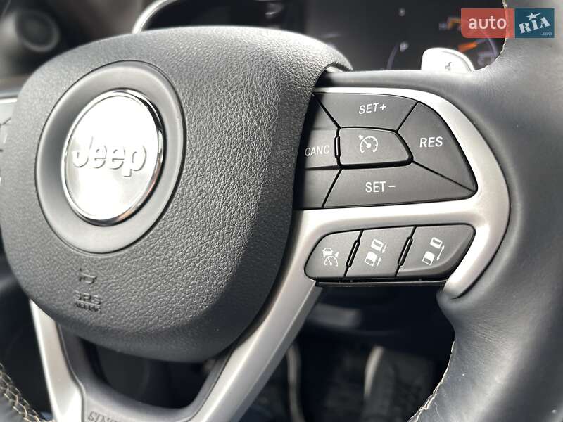 Jeep Grand Cherokee 2015